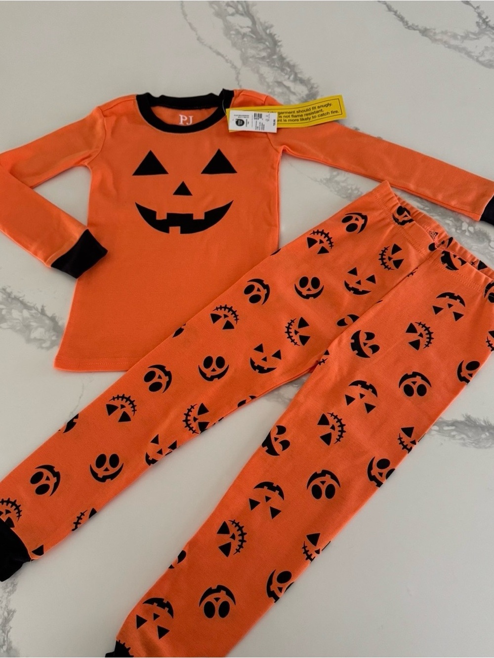 NWT Kids’ Snug Fit Halloween Pumpkin Pajamas 3T
